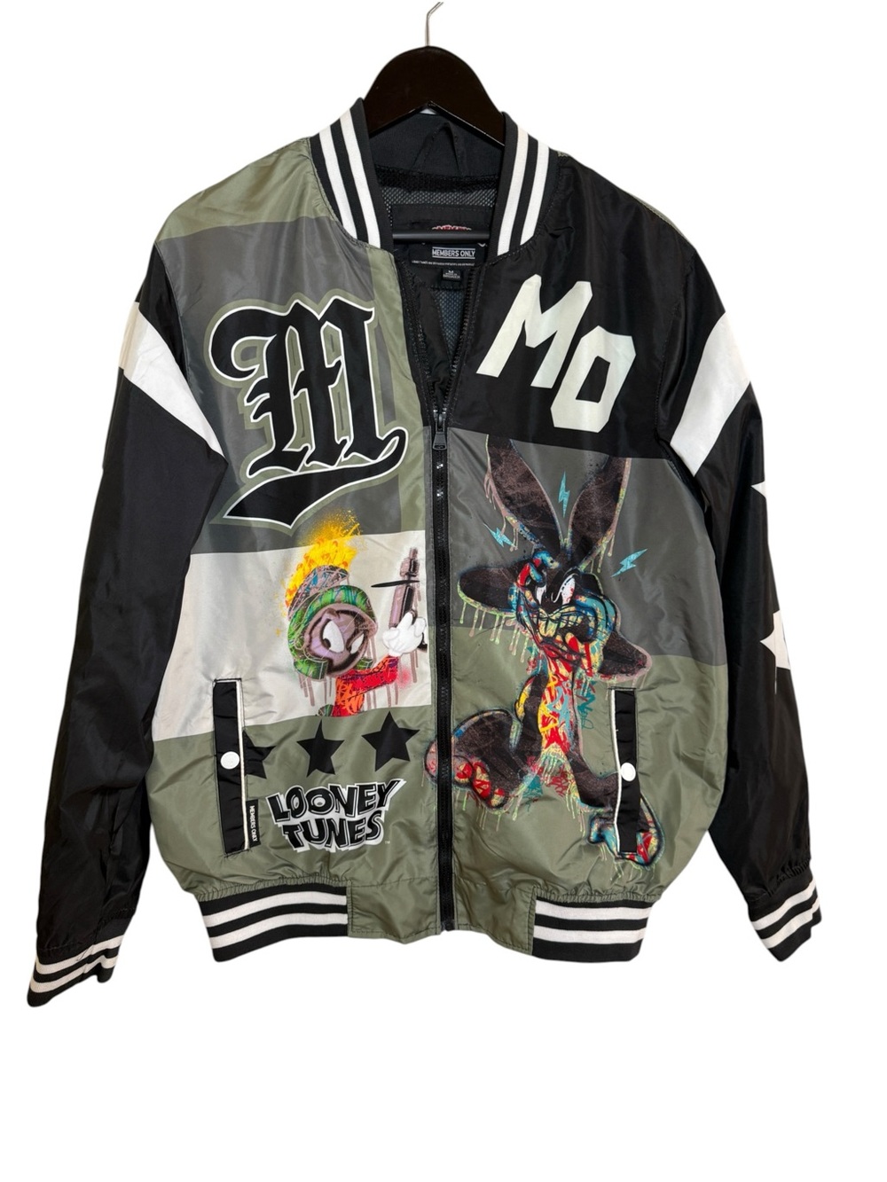 Members Only Looney Tunes bomber jacket size medium